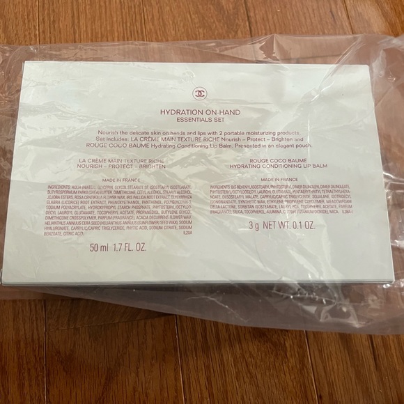 Chanel Hand Cream and Lip Balm Set - Picture 4 of 5